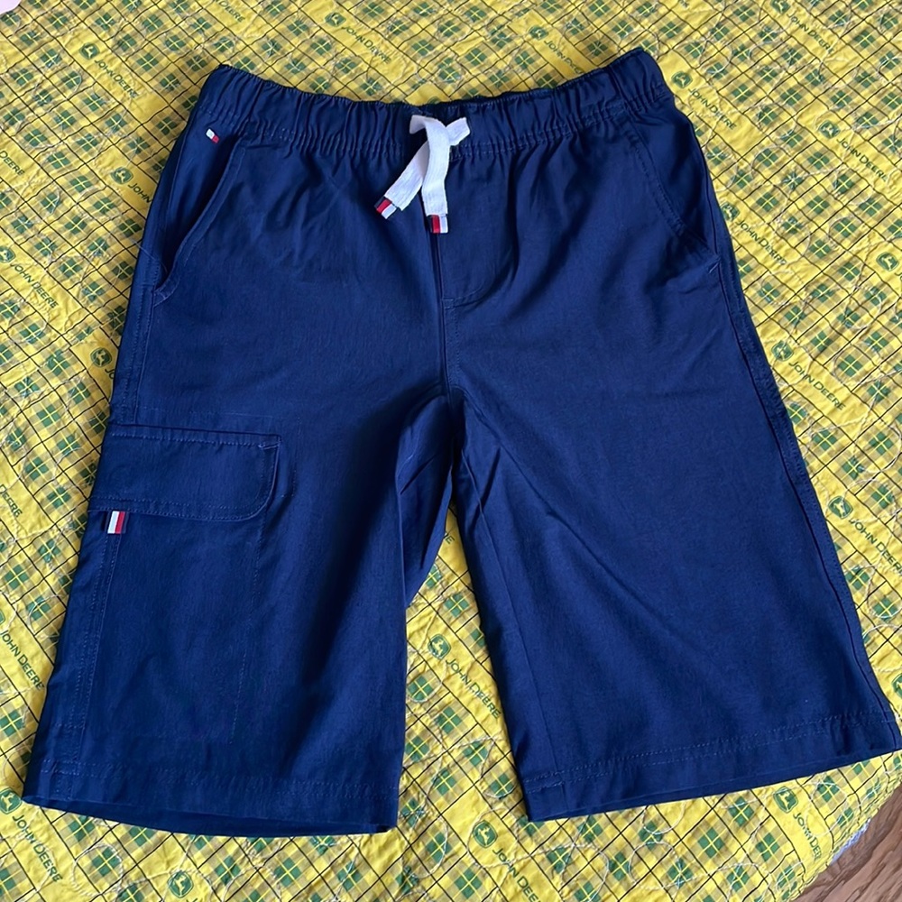 Boy’s shorts size medium